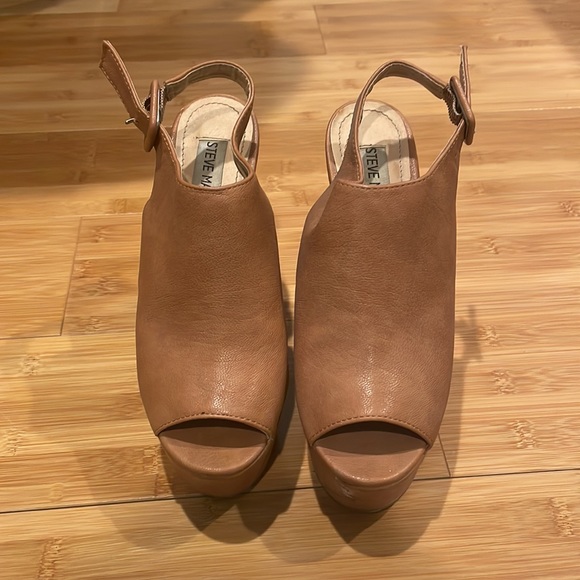 Steven madden wedges - Picture 2 of 5